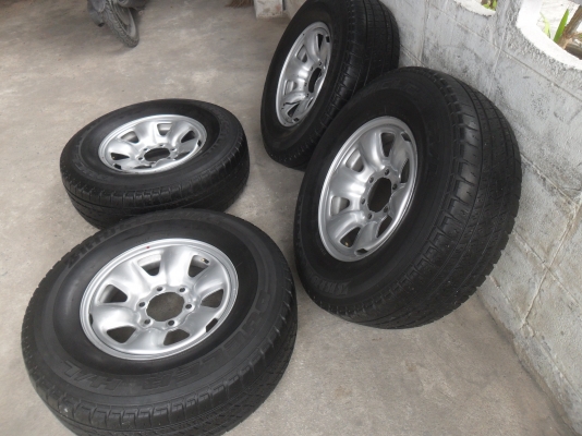 ล้อกะทะ 16นิ้ว 6รู พร้อมยาง สวยๆ 4 ล้อ ราคา 6900 บาท