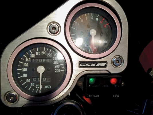 T&amp;T BIKE RAMAขายราคา79500 ฿SUZUKI GSX1100r สลิงช็อต สวยเดิมเทพ สำเนาทะเบียน แท้ครบ <โอนไม่ได้ไม่มีเล่ม>