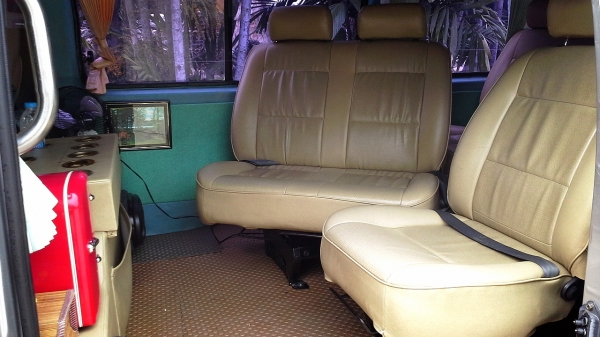 NISSAN URVAN ปี96 NGV2ถัง ออโต้ NISSAN URVAN ปี96 NGV2ถัง ออโต้