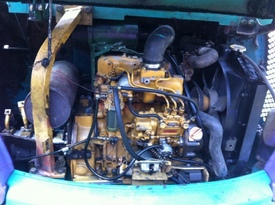 ขาย KOMATSU  PC 20 รุ่น 7 ราคา 220,000 ฿  สนใจติดต่อ. 0817634892