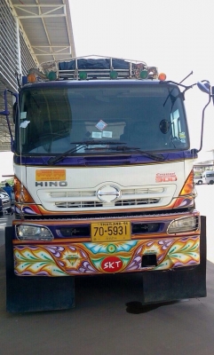 ขายพ่วง 2 เพลา  ลูก 3 คาน ดั้ม  344แรง  ปี 2554