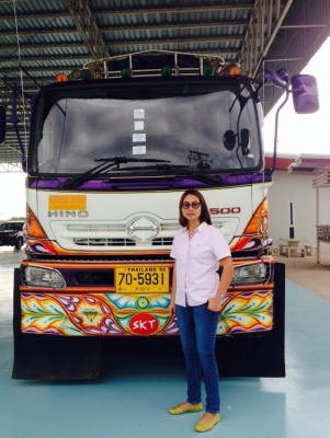 ขายพ่วง 2 เพลา  ลูก 3 คาน ดั้ม  344แรง  ปี 2554