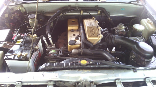 ขายรถกระบะอีซูซุมังกรทองแคปจดทะเบียนมีค39ราคา135000โทร0847944751