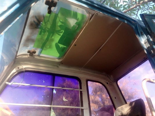 ***ขายแล้วครับขอบคุณ Truck2hand ขายแบคโฮ 200 ยอดนิยม KOBELCO MARK3 SK200 S.No.11630 เก๋งน้ำเงิน เครื่องเดิม ปั้มเดิม ไฟฟ้าตัด เครื่องMITSU 6D31-135HP 6สูบ เครื่องดีแห้ง แน่นดี แรงดี ปั้มK3V แห้งๆแรง ทำงานดี คล่องตัว บูมอาร์มสวย ไม่ปะไม่ดาม บุ้งกี๋ดี ยังหน