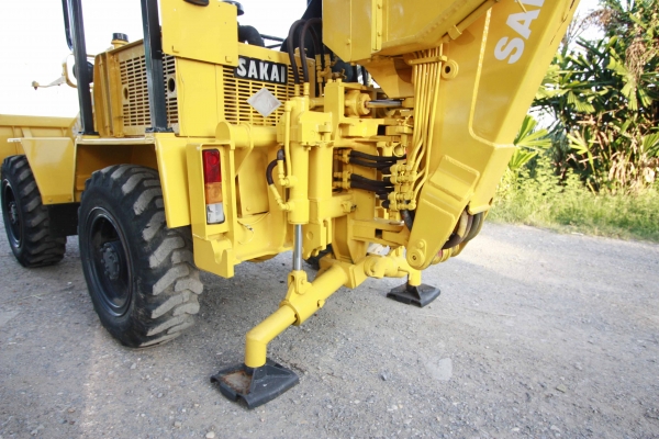 ติดต่อ 086-775-7900, 086-324-1992