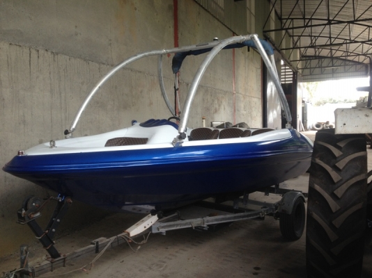 ขายเรือเร็วสปีดโบ๊ท ยี่ห้อYAMAHA 175แรง พร้อมเทลเลอร์ใช้งานน้อย1950ชั่วโมง ราคาเงินสดลดได้อีก