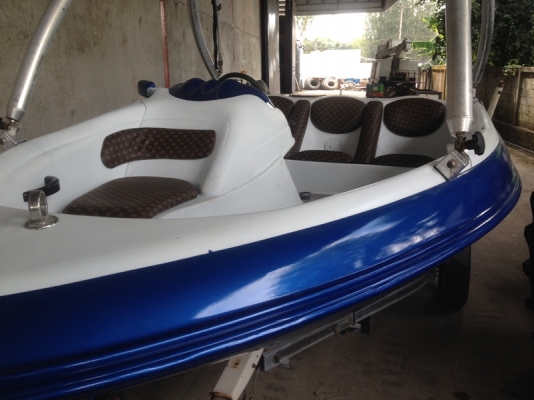 ขายเรือเร็วสปีดโบ๊ท ยี่ห้อYAMAHA 175แรง พร้อมเทลเลอร์ใช้งานน้อย1950ชั่วโมง ราคาเงินสดลดได้อีก