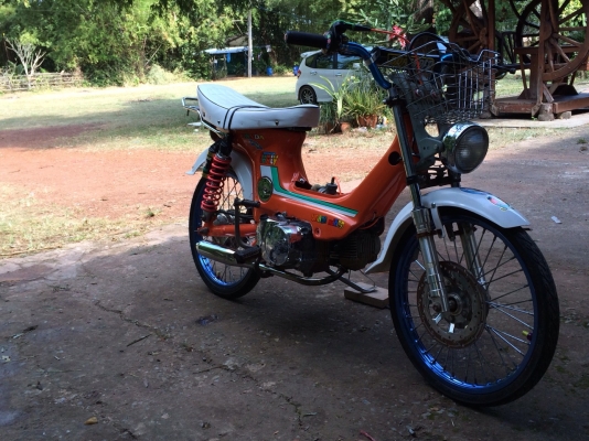 ชาลี เครื่อง wave