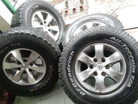 ล้อVigo + BF All 265/75/16 สภาพดี พร้อมใช้งาน 1ชุด