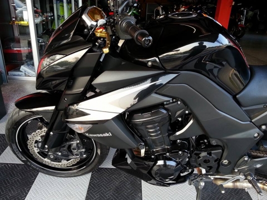 New!!--Kawasaki z1000 ปี 2012 รถสวยกริ๊บ วิ่ง 6,xxx !!! สีเดิมทั้งคัน ไม่ล้มไม่ช