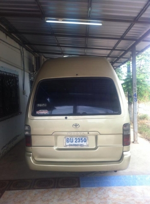 ต้องการขายรถตู้ครับรถบ้านครับใช้เองครับ0822994229