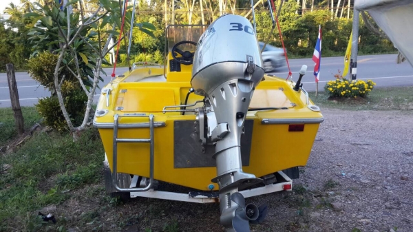 ขายด่วนเรือเร็วพร้อมเครื่อง30แรงโฟร์สโตรก สวยมากๆ