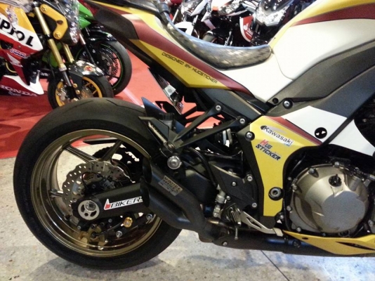 New!!--kawasaki z1000 ปี 2014 ทบ. ไม่ล้มไม่ชน สวยกริ๊บ Limited สีเดียวในไทย!!!