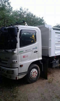 รถ6ล้อhino500. 150 ปี54สวยทั้งคัน ติดต่อ080-1405528