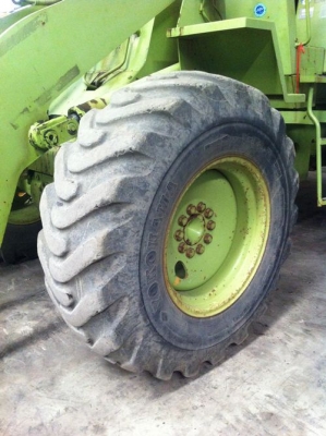 รถตักล้อยาง 910F LM16 1YK03410 1996y 2592h โทร 098-858-5524 สามภพ ครับ รถตักล้อยาง 910F LM16 1YK03410 1996y 2592h โทร 098-858-5524 สามภพ ครับ