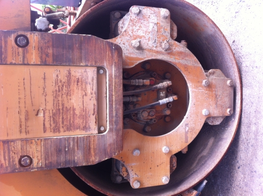 รถบด SAKAI  TW41#11574 โทร 098-858-5524 สามภพ ครับ