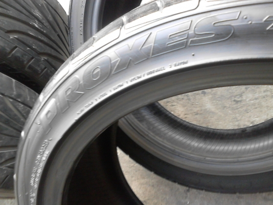 225/40R18 TOYO PROXES T1R MADE IN JAPAN ชุด 4 เส้น TEL.081-427-3941