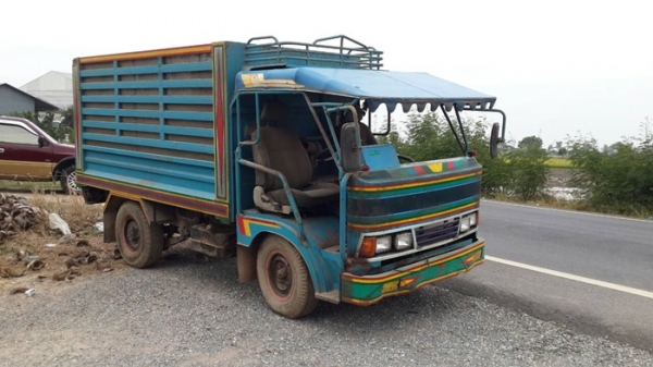 ลดราคาเหลือ 148000 บาท ขายอีแต๋น รถ 4 ล้อดั้มอีซูซุ เครื่อง 85 แรงม้า 4BA 1 เครื่องแน่นมากๆๆครับบรรท