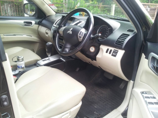 รถบ้าน มือเดียวออกห้าง