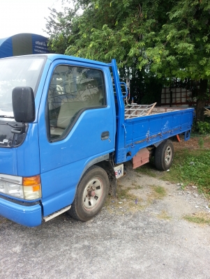 รถ 4 ล้อประกอบป้ายเล็ก