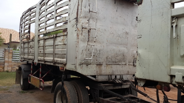 ขายด่วนลูกพ่วงสองเพลาดั้มปี50ยาว6.4เมตรสภาพพร้อมใช้ราคาเบาๆโทร0843923995