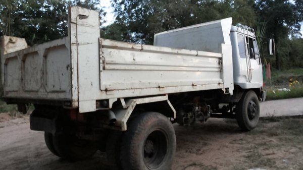 **575,000 บ.ต่อรอง**ขาย6ล้อดั้มใหญ่ ประกอบ ยังไม่เขียนแบบ คัสซี TX วางเครื่องHINO HO6C-175แรง เกียร์HO หัวเก๋งFUSO คานหน้ากว้าง เฟืองท้าย200 เอกสารครบ เครื่องฟิตมาใหม่ แน่นดี แรง เกียร์ดีไม่หลุด ช่วงล่างใหญ่ คัสซีสวย ไม่ปะไม่ดาม กระบะดั้มเหล็ก6ตัน3.80ม.ยิ **575,000 บ.ต่อรอง**ขาย6ล้อดั้มใหญ่ ประกอบ ยังไม่เขียนแบบ คัสซี TX วางเครื่องHINO HO6C-175แรง เกียร์HO หัวเก๋งFUSO คานหน้ากว้าง เฟืองท้าย200 เอกสารครบ เครื่องฟิตมาใหม่ แน่นดี แรง เกียร์ดีไม่หลุด ช่วงล่างใหญ่ คัสซีสวย ไม่ปะไม่ดาม กระบะดั้มเหล็ก6ตัน3.80ม.ยิ