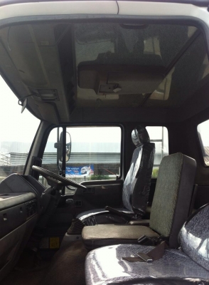 ขายหกล้อHINO  195แรงม้า ยาว6.20เมตร เบรคทิฟฟี่ กระจกไฟฟ้า กระบะข้างเหล็กใหม่พื้นสเตสเลสตีนเป็ดอย่างดี เครื่องแน่น คัสซีสวย ทะเบียนพร้อมโอน