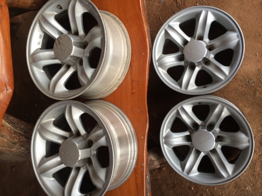 ขายล้อแม็กติดรถ isuzu