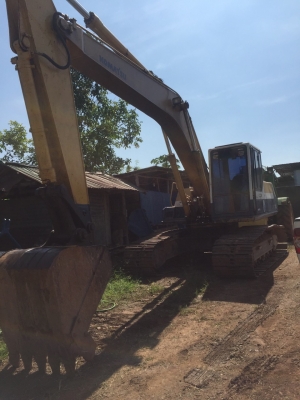 ขายด่วนรถขุดโคมัตสุ pc200