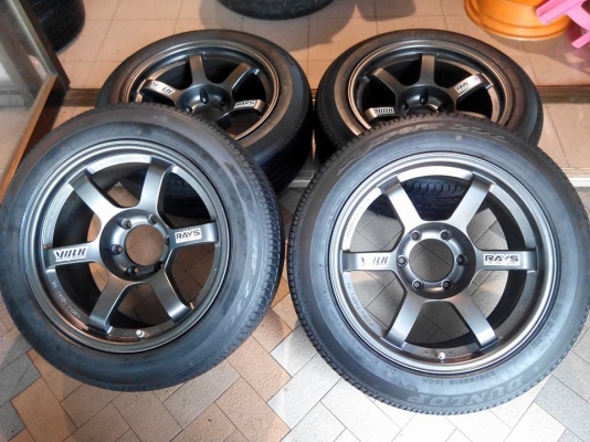 ล้อTE37 กว้าง9 ออฟ0 พร้อมยาง235/55 ดอกเต็ม ชุดนี้ราคา18,900