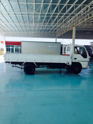 หกล้อNKR 130 แรง ปี 2551 กระบะ 4.30 เมตร ไมล์ 30,000 กม.