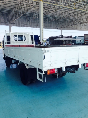 หกล้อNKR 130 แรง ปี 2551 กระบะ 4.30 เมตร ไมล์ 30,000 กม.