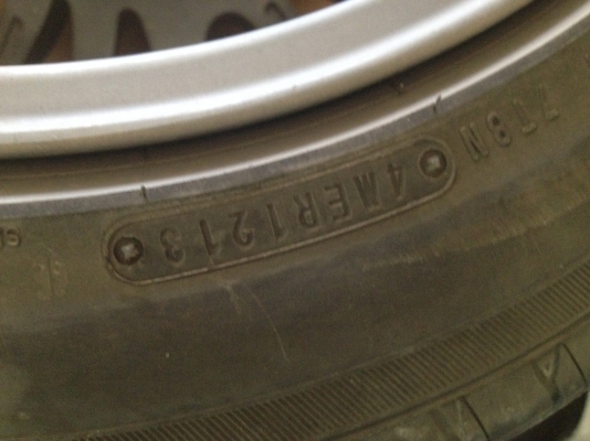 ขายล้อแม็ก พร้อมยาง 195/55/15 4 รู 100