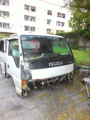 หัวเก๋ง NPR ญี่ปุ่นไฟ24v