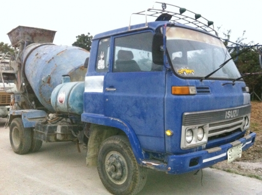 ขายรถหกล้อโม่ปูน ISUZU รถประกอบ FRR12D เครื่อง 6BG1-175 แรง โม่ 2.5 คิว ทะเบียนพร้อม