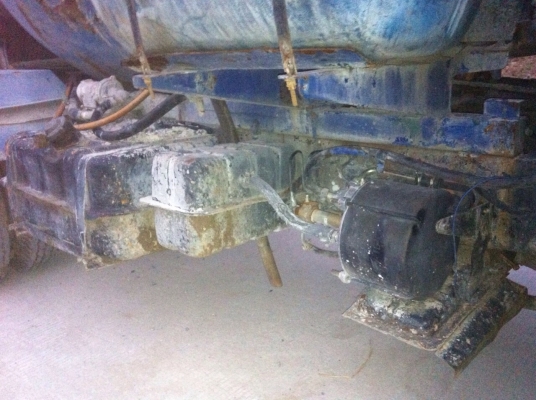 ขายรถหกล้อโม่ปูน ISUZU รถประกอบ FRR12D เครื่อง 6BG1-175 แรง โม่ 2.5 คิว ทะเบียนพร้อม ขายรถหกล้อโม่ปูน ISUZU รถประกอบ FRR12D เครื่อง 6BG1-175 แรง โม่ 2.5 คิว ทะเบียนพร้อม