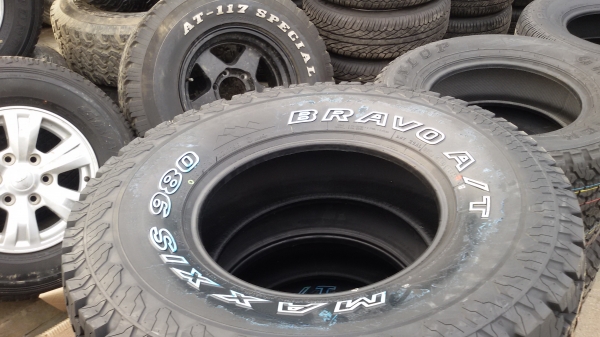 ขายยางใหม่285 75 16 MAXXIS 980เส้นละ 6800