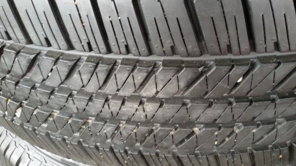 ขายล้อ TOYOTA ขอบ17พร้อมยางป้ายแดงชุดละ26000