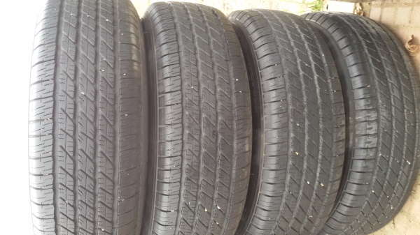 ขายล้อ TOYOTA ขอบ17พร้อมยางป้ายแดงชุดละ25000