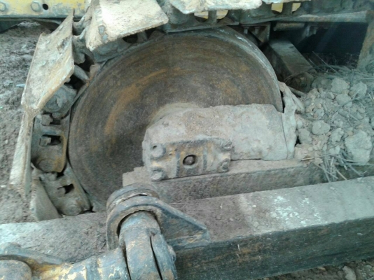 ขายรถแทรคเตอร์ CAT D5D ฝาบาง ราคา 250000