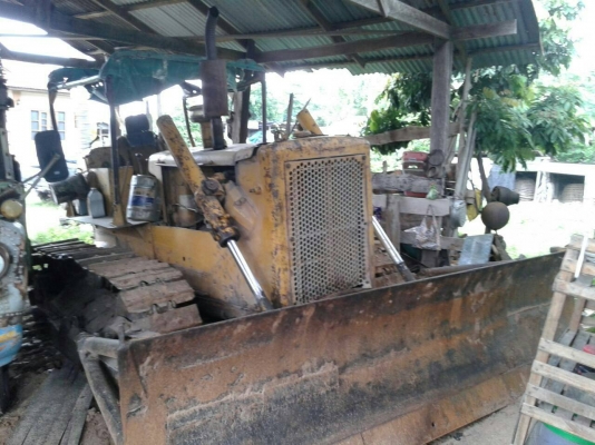 ขายรถแทรคเตอร์ CAT D5D ฝาบาง ราคา 250000