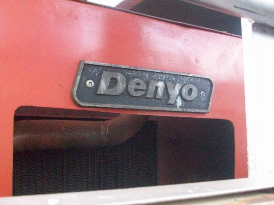 เครื่องปั่นไฟ เดนโย่ และพร้อมเชื่อม 2  หัว พร้อมใช้งาน มาก่อนใด้ก่อนครับ