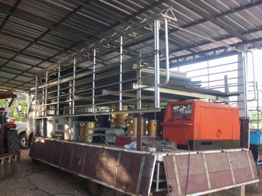 เครื่องปั่นไฟ เดนโย่ และพร้อมเชื่อม 2  หัว พร้อมใช้งาน มาก่อนใด้ก่อนครับ