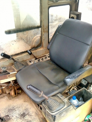 ขายด่วน  CAT E200B พร้อมใช้