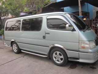 รถตู้สวย พร้อมใช้ รถตู้สวย พร้อมใช้