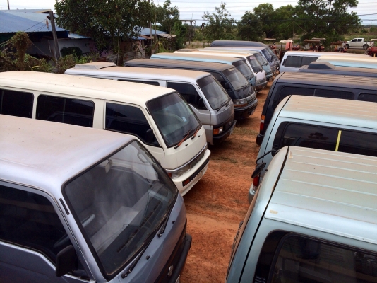 ขายด่วน  รถตู้  พร้อมใช้งาน  ราคาถูก