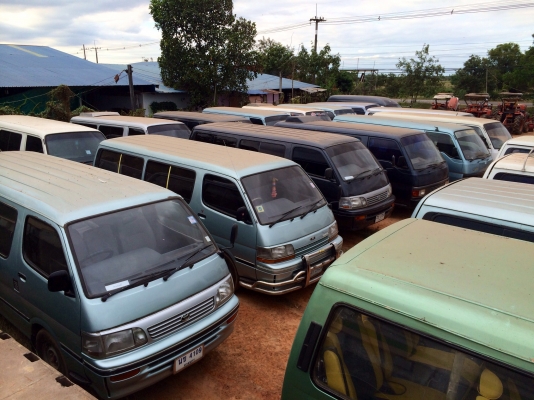 ขายด่วน  รถตู้  พร้อมใช้งาน  ราคาถูก