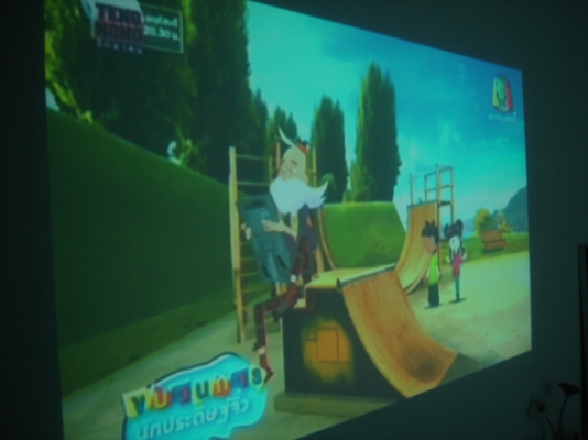 ขายโปรเจคเตอร์ EPSON ถูกๆครับ