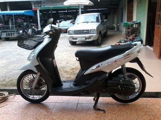 ขาย Yamaha mio จดปี48รถเดิมสีสวย พร้อมใช้