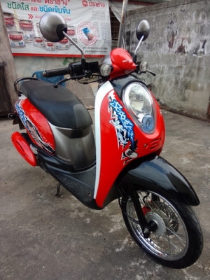 Scoopy i รถปลายปี55 สวยๆหัวฉีดประหยัดน้ำมัน ราคาเบาๆครับ